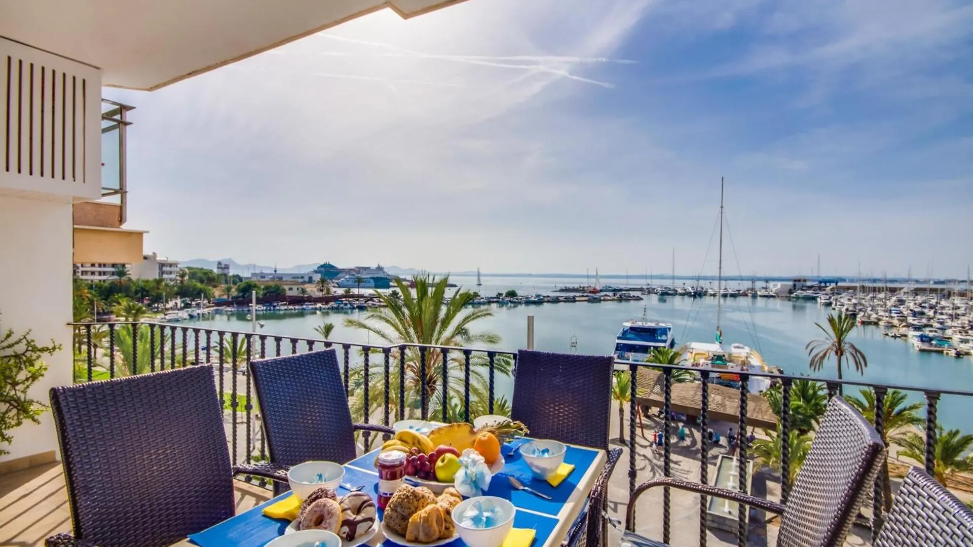 Apartment, 200M From Alcudia Beach Lejlighed
